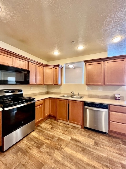 Midvale Condo: 6941 S Village River Ln
