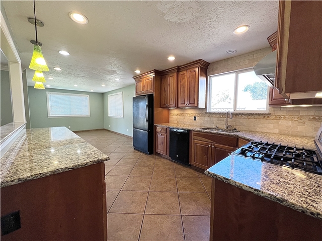 West Valley City House: 4912 W Trail Ave