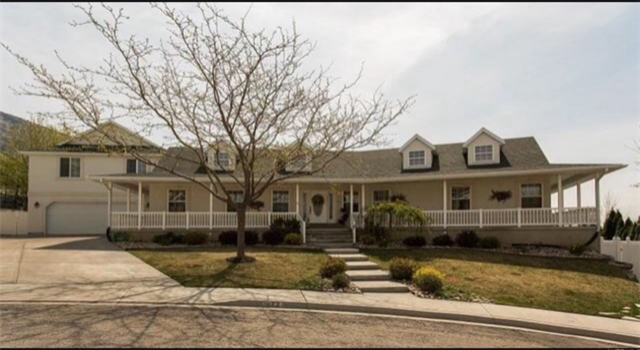 Pleasant Grove Townhome: 872 E 1250 N