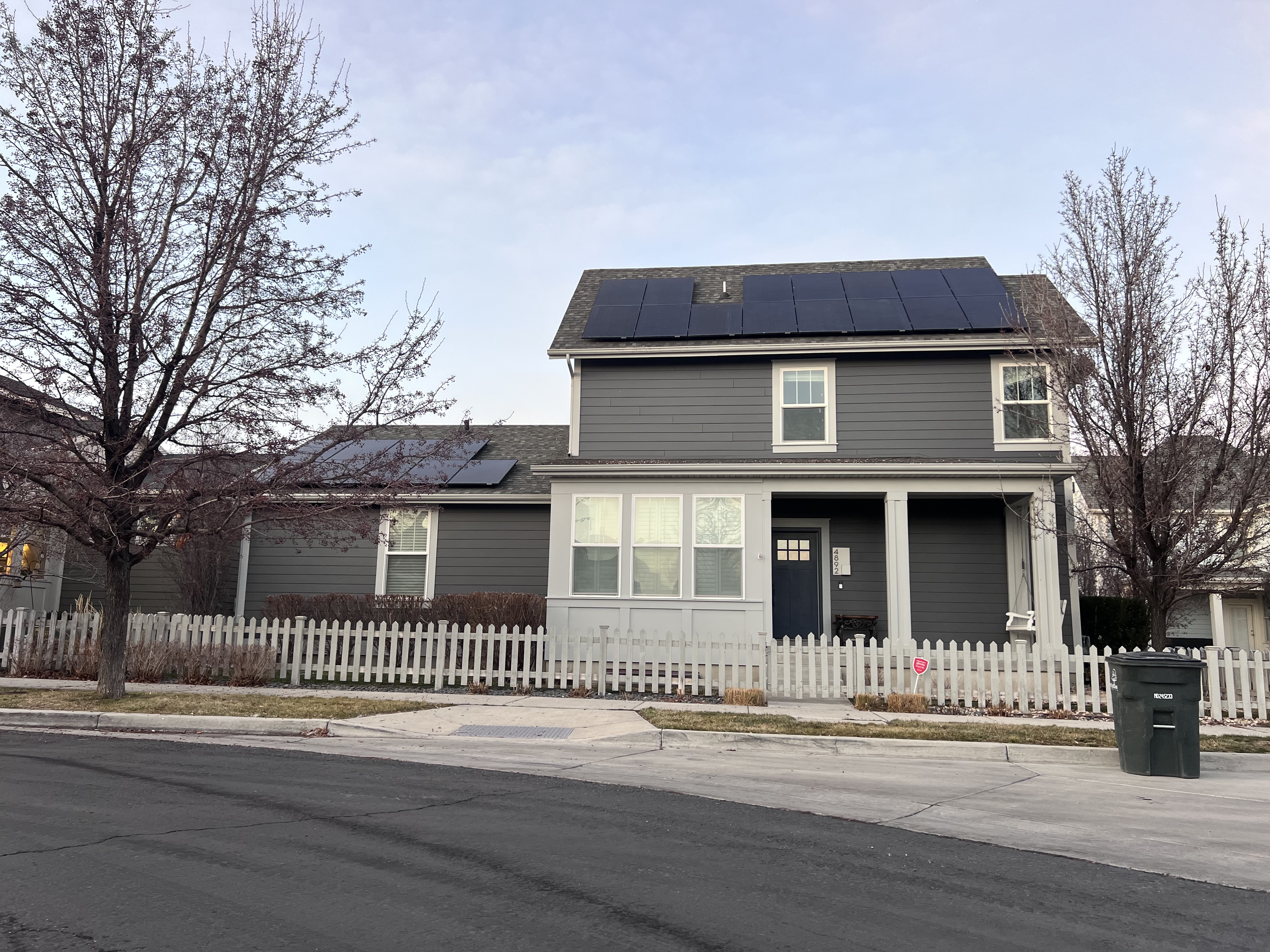 South Jordan House: 4892 W Willamette Way