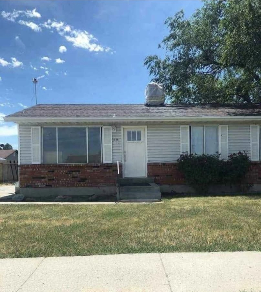 Salt Lake City In-Law/Basement: 4788 S Townsend Way