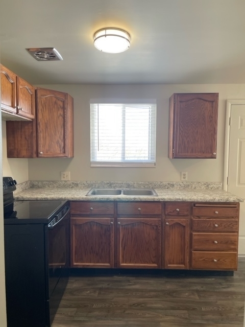 Kaysville Multiplex: 542 E 200 N