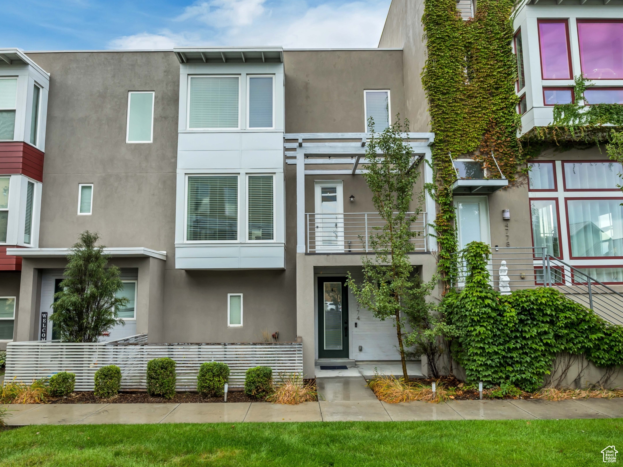 South Jordan Townhome: 4774 W Daybreak Rim Way