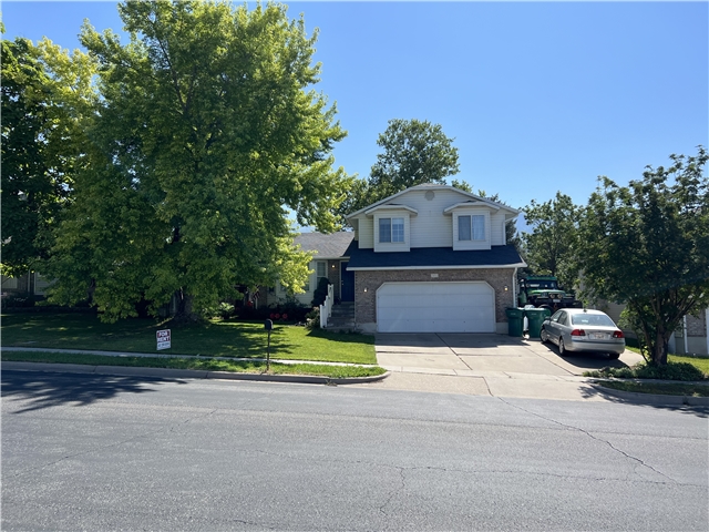 Layton House: 2352 N 1075 E