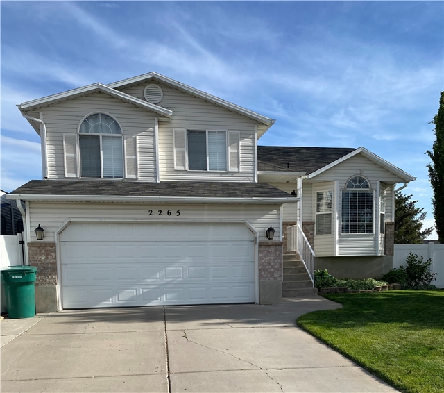 Layton House: 2265 W 1300 N