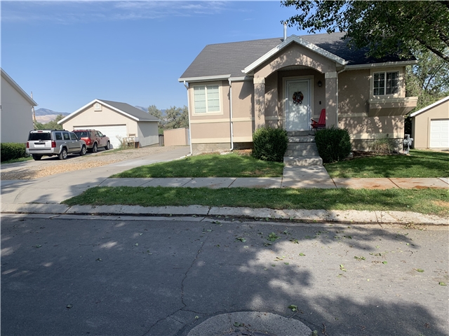 Draper House: 11818 S Inauguration Rd