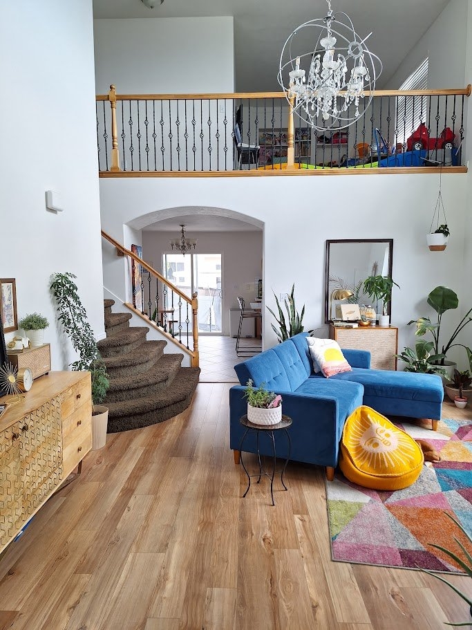 West Jordan House: 7084 W 8130 S