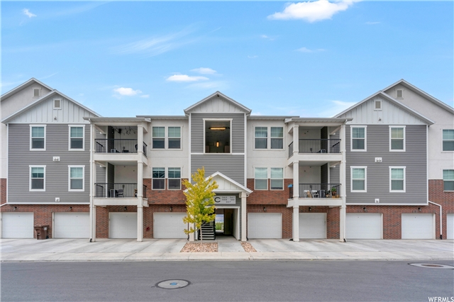 Vineyard Condo: 567 N 360 W