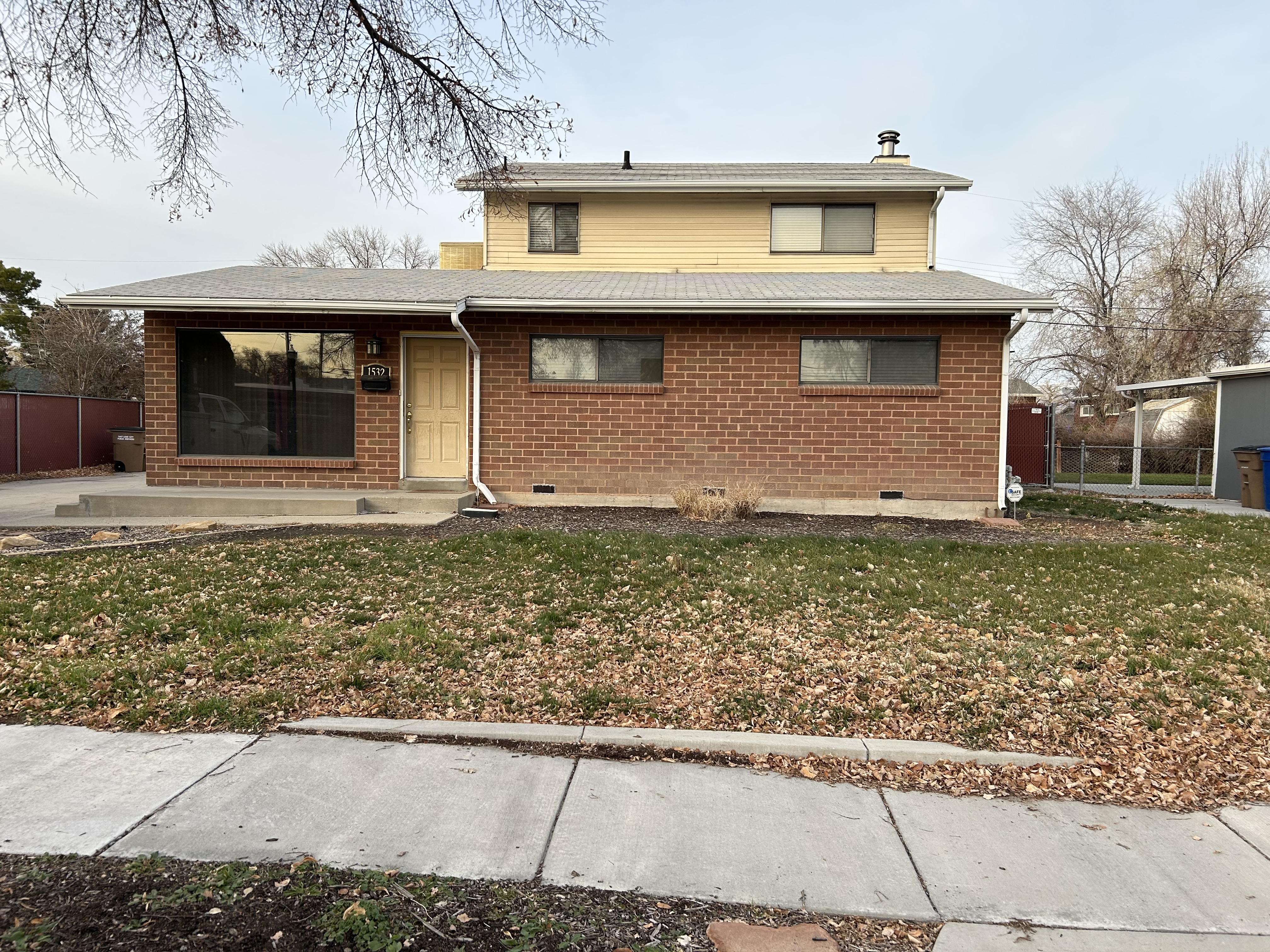 Salt Lake City House: 1532 W DuPont Ave