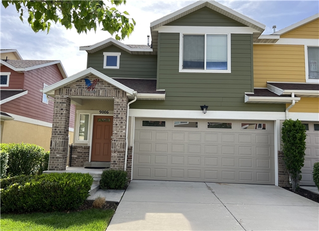 Sandy Townhome: 9006 S Quarry Stone Way