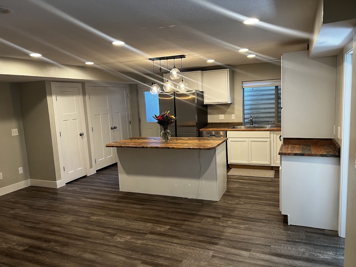 Herriman In-Law/Basement: 5903 W Emmeline Dr