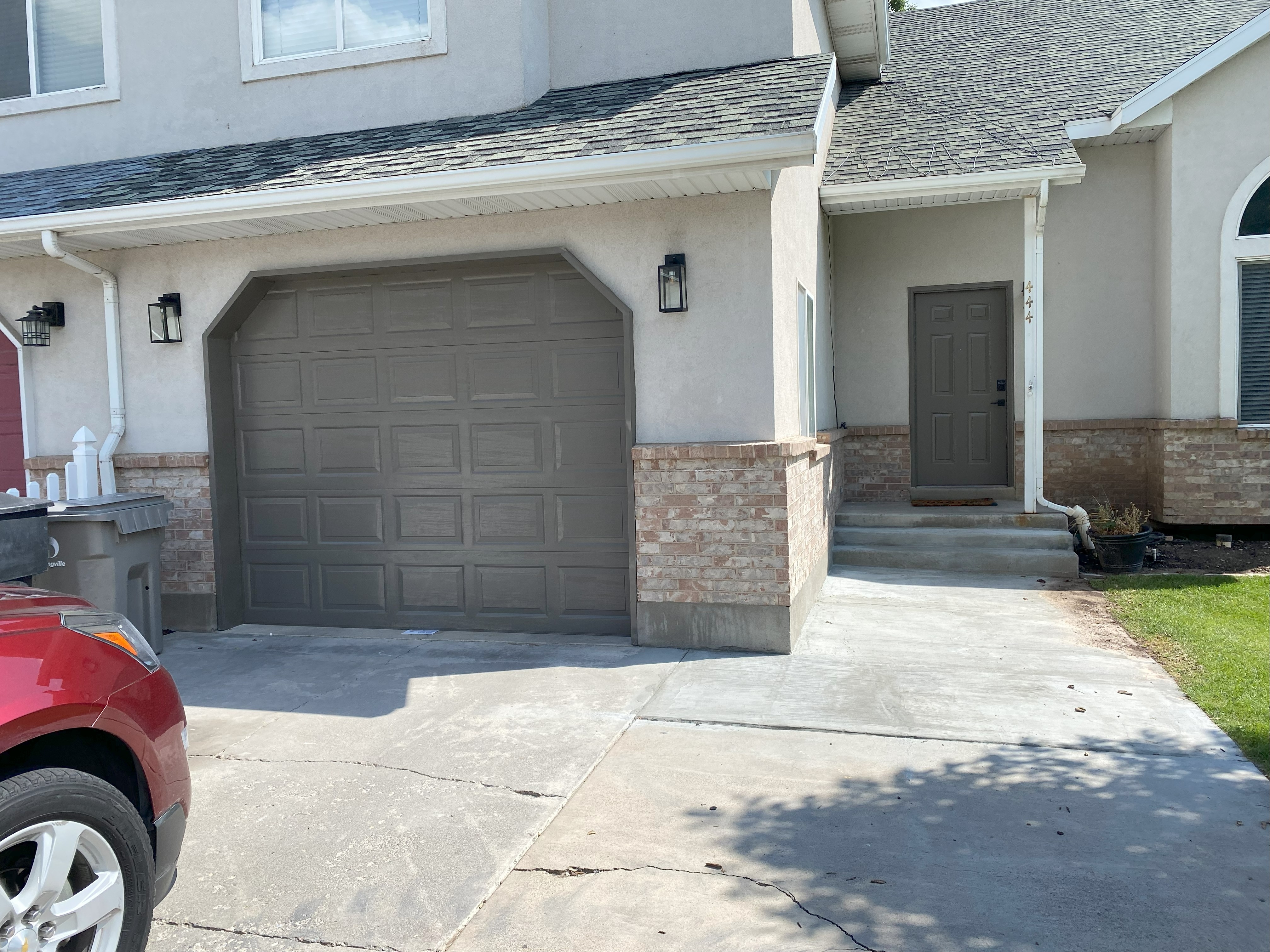 Springville Multiplex: 444 E 250 N