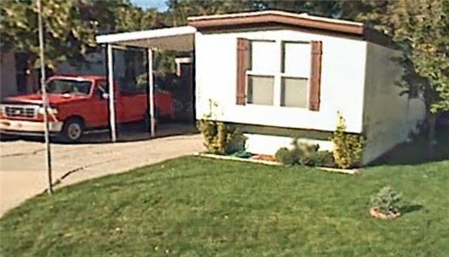 Midvale House: 7552 S Blisswood Dr