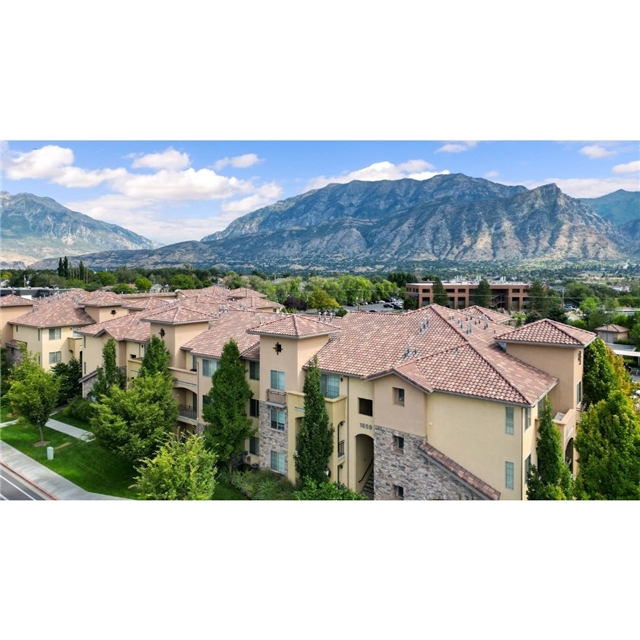 Orem Apartment: 1851 S Columbia Ln