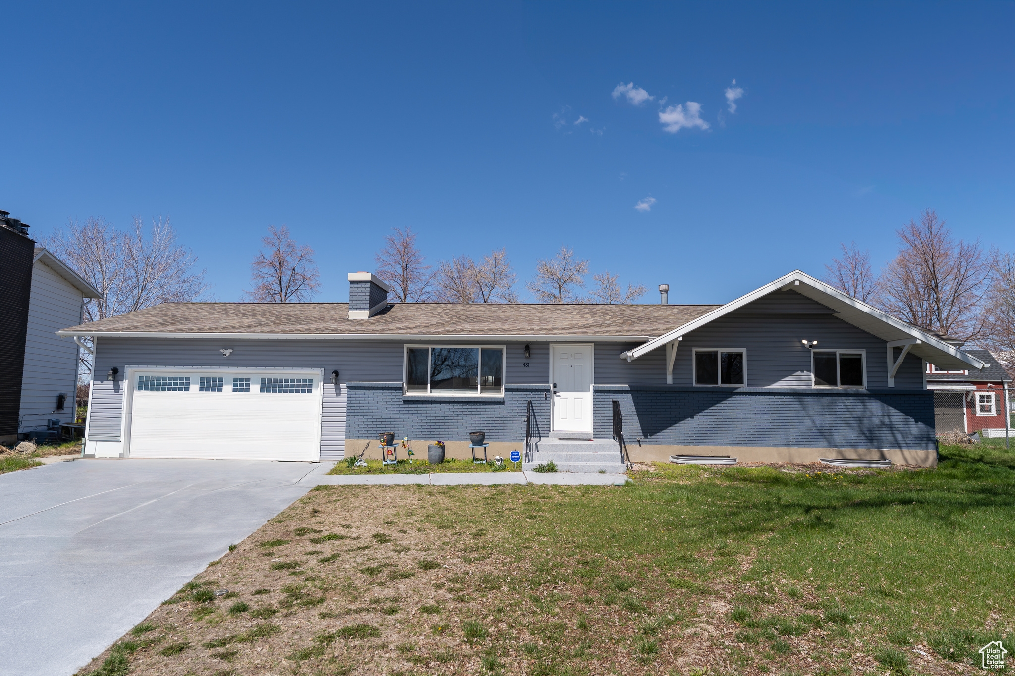 Kaysville House: 481 E Laurelwood Dr