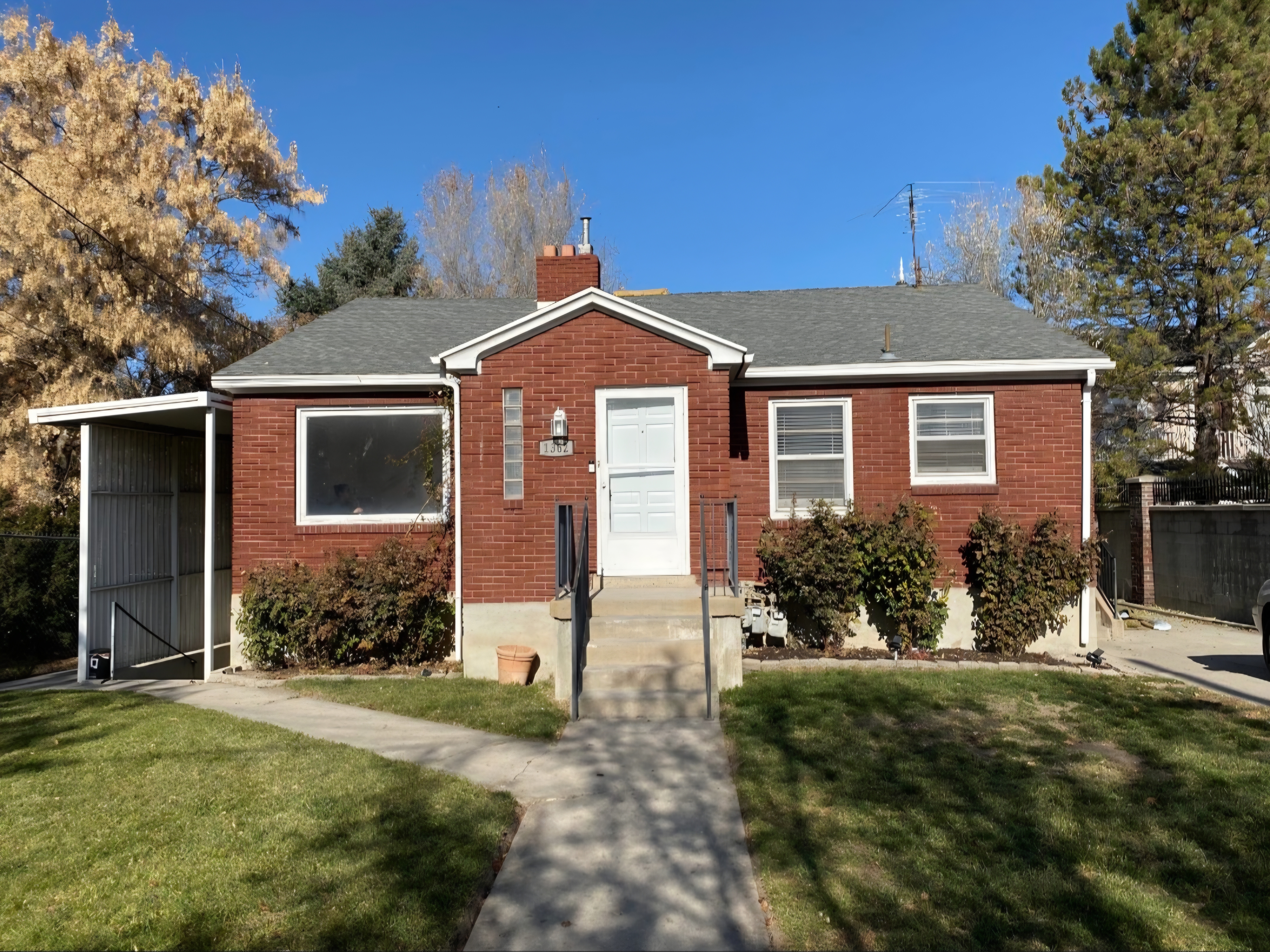 Salt Lake City House: 1362 W 4800 S