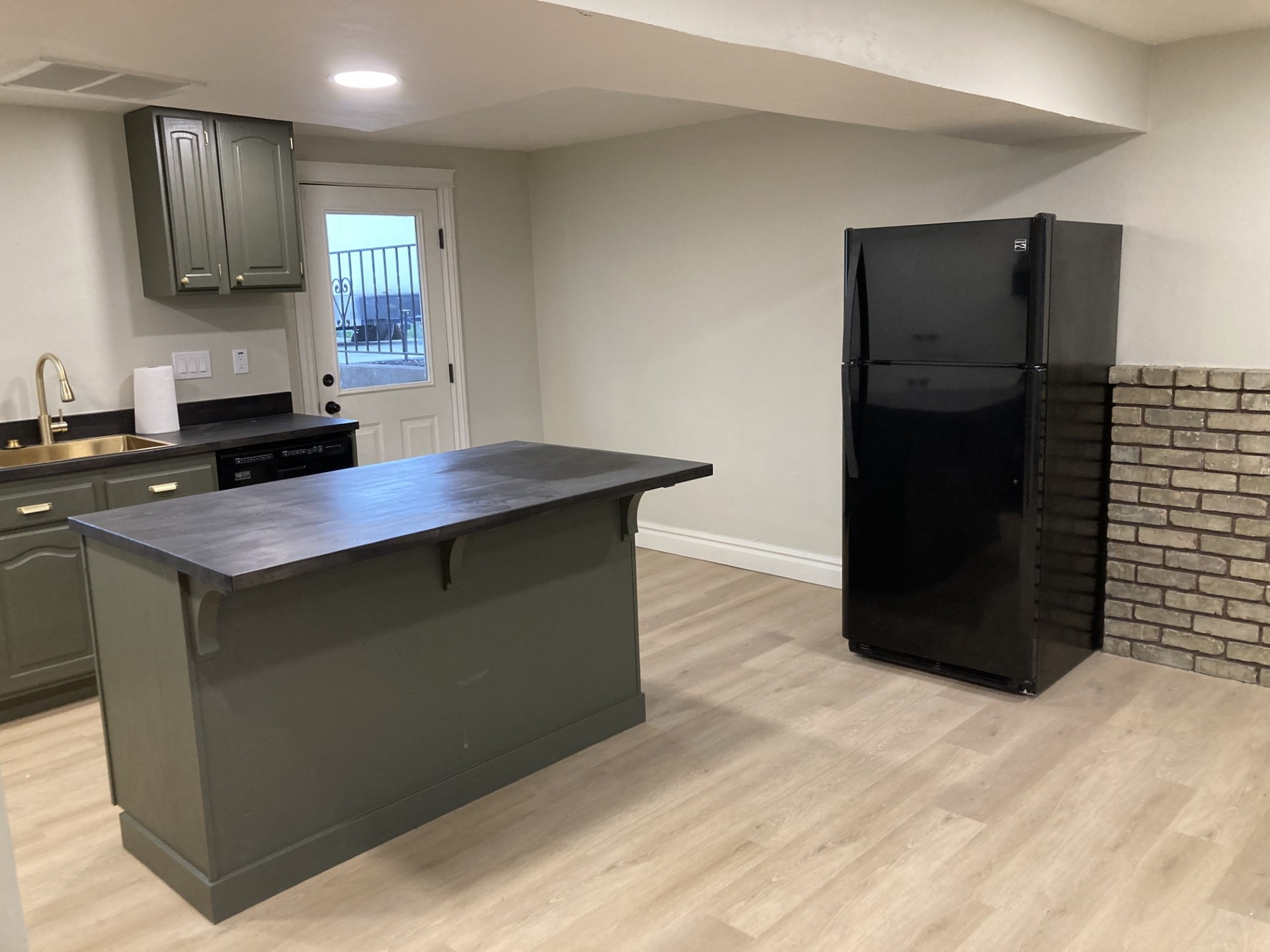 Salt Lake City In-Law/Basement: 1391 E McCormick Way