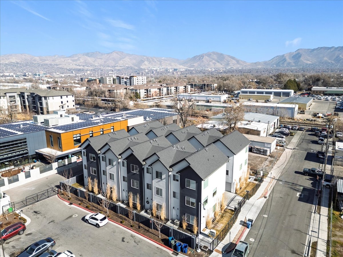 Salt Lake City Townhome: 238 W Paramount Ave