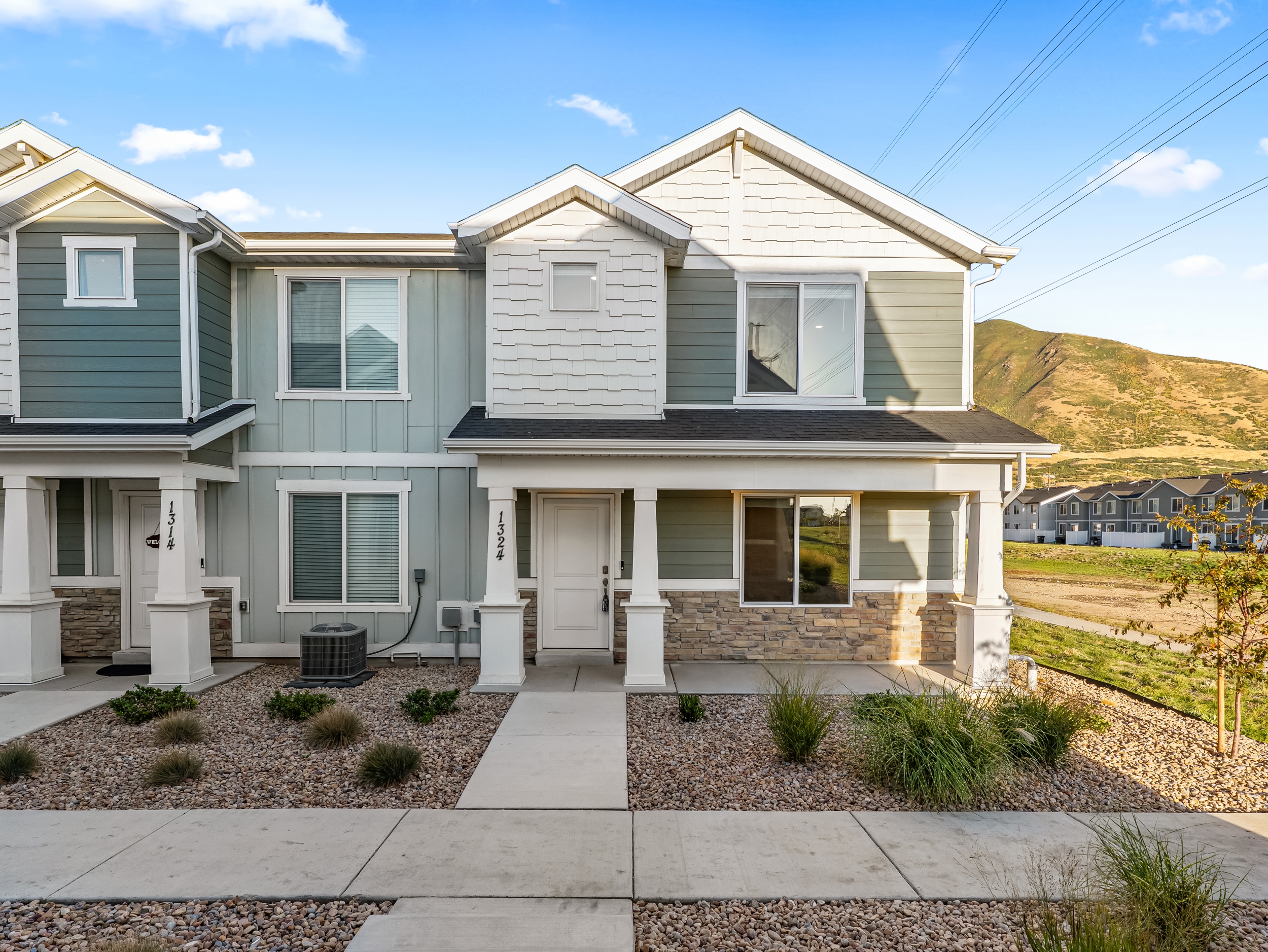 Spanish Fork Townhome: 1324 S 3610 E