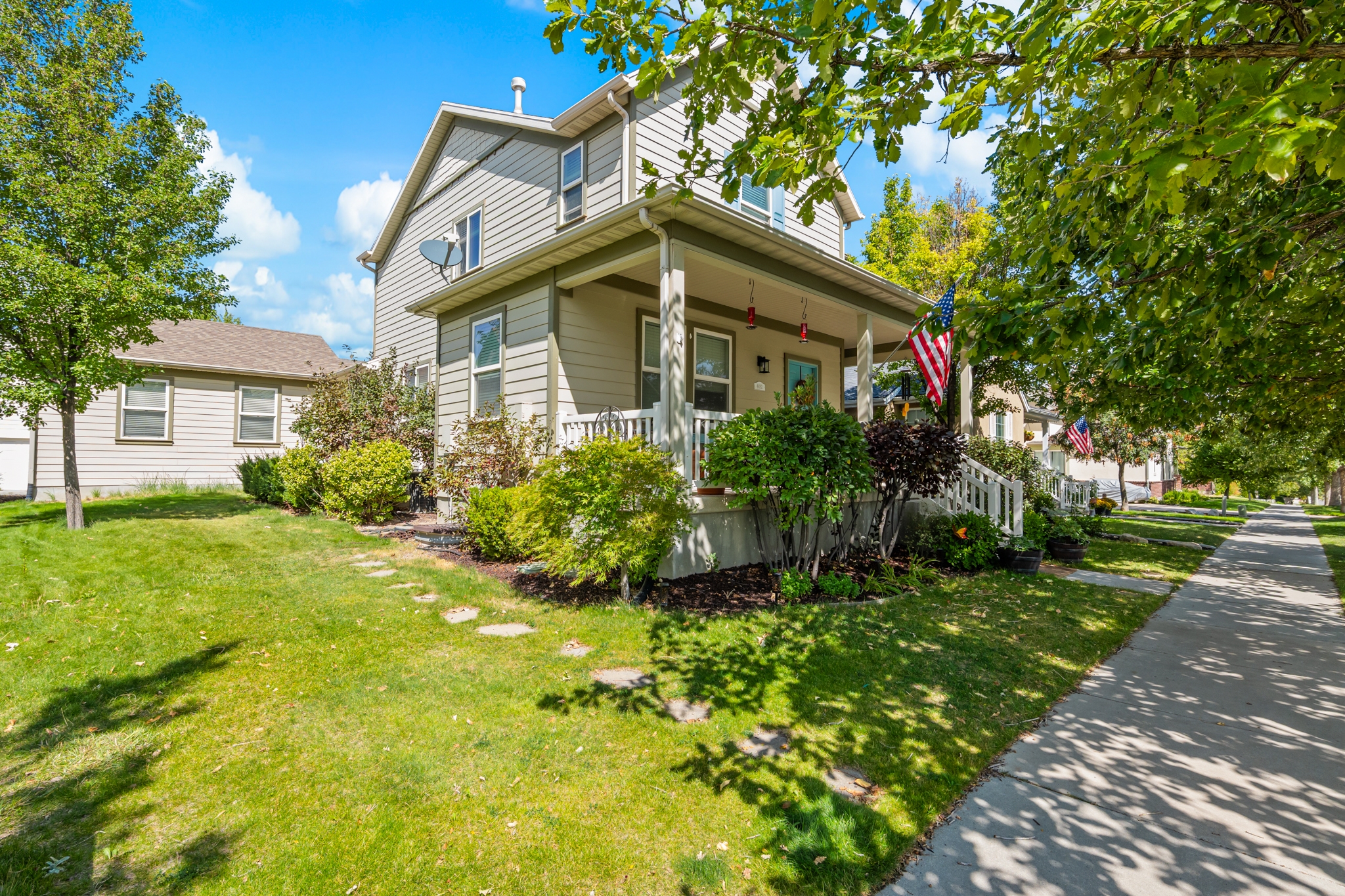 South Jordan House: 4492 W Harvest Moon Dr