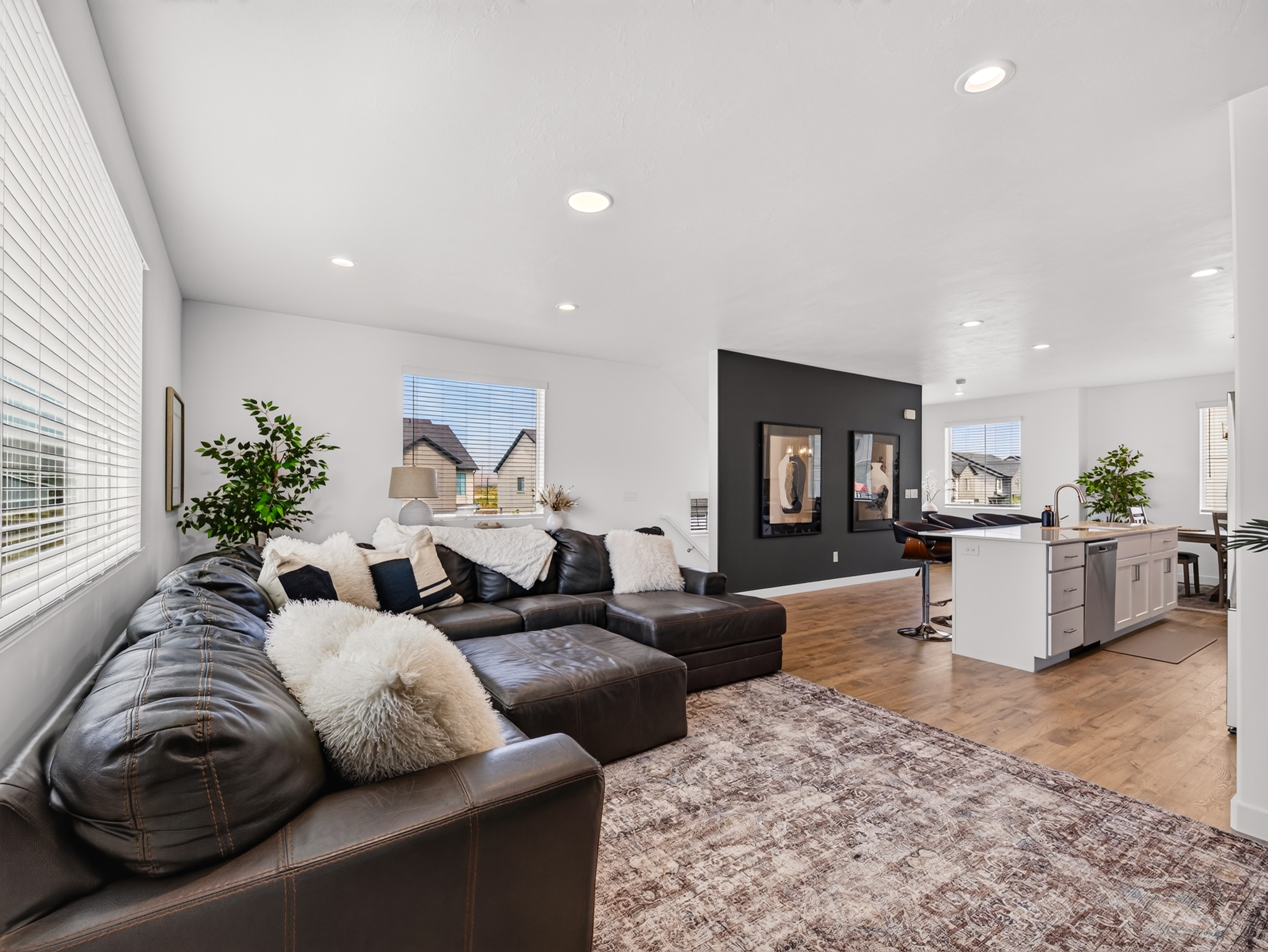 Salem House: 608 W 1760 N