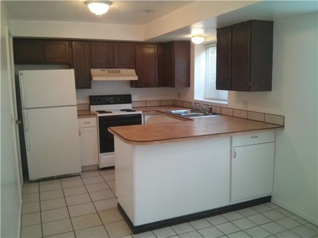 Cottonwood Heights In-Law/Basement: 7020 S Brookhill Dr