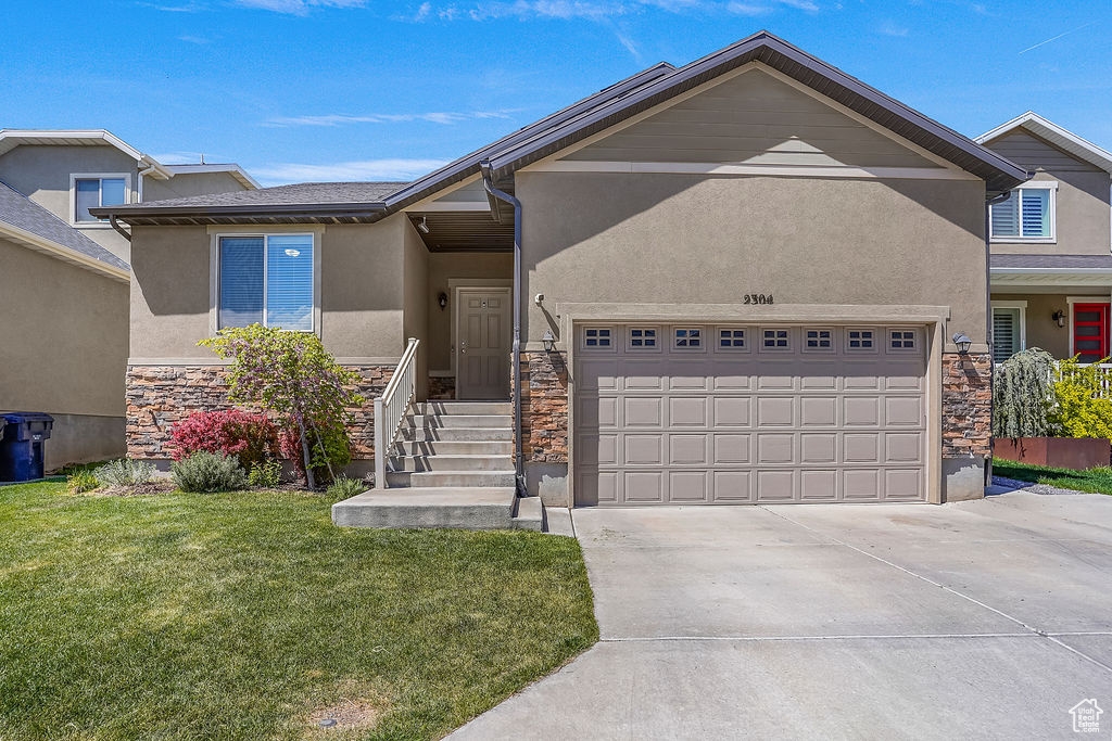 Woods Cross House: 2304 S 2060 W