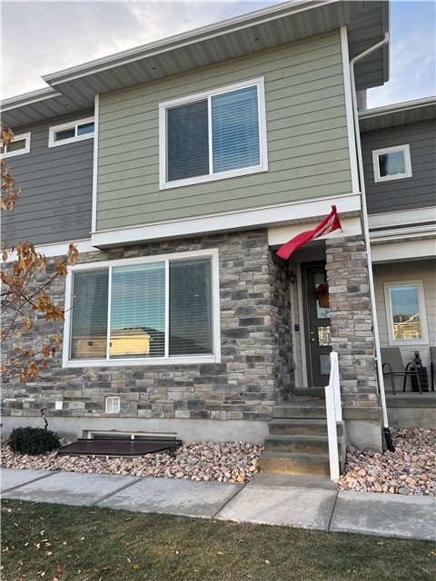 Bluffdale Townhome: 1016 W Cyan Valley Way