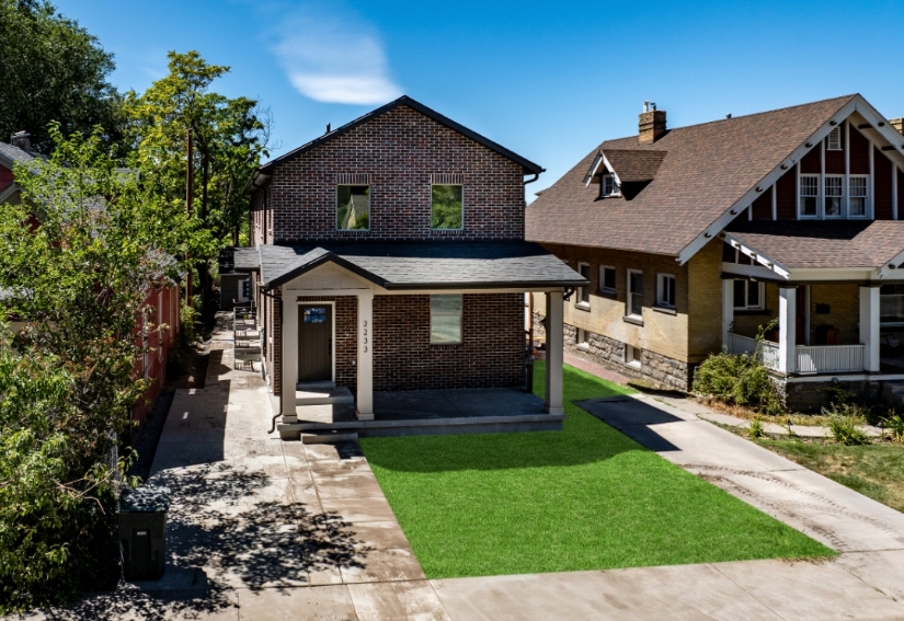 Ogden Apartment: 2233 Jefferson Ave