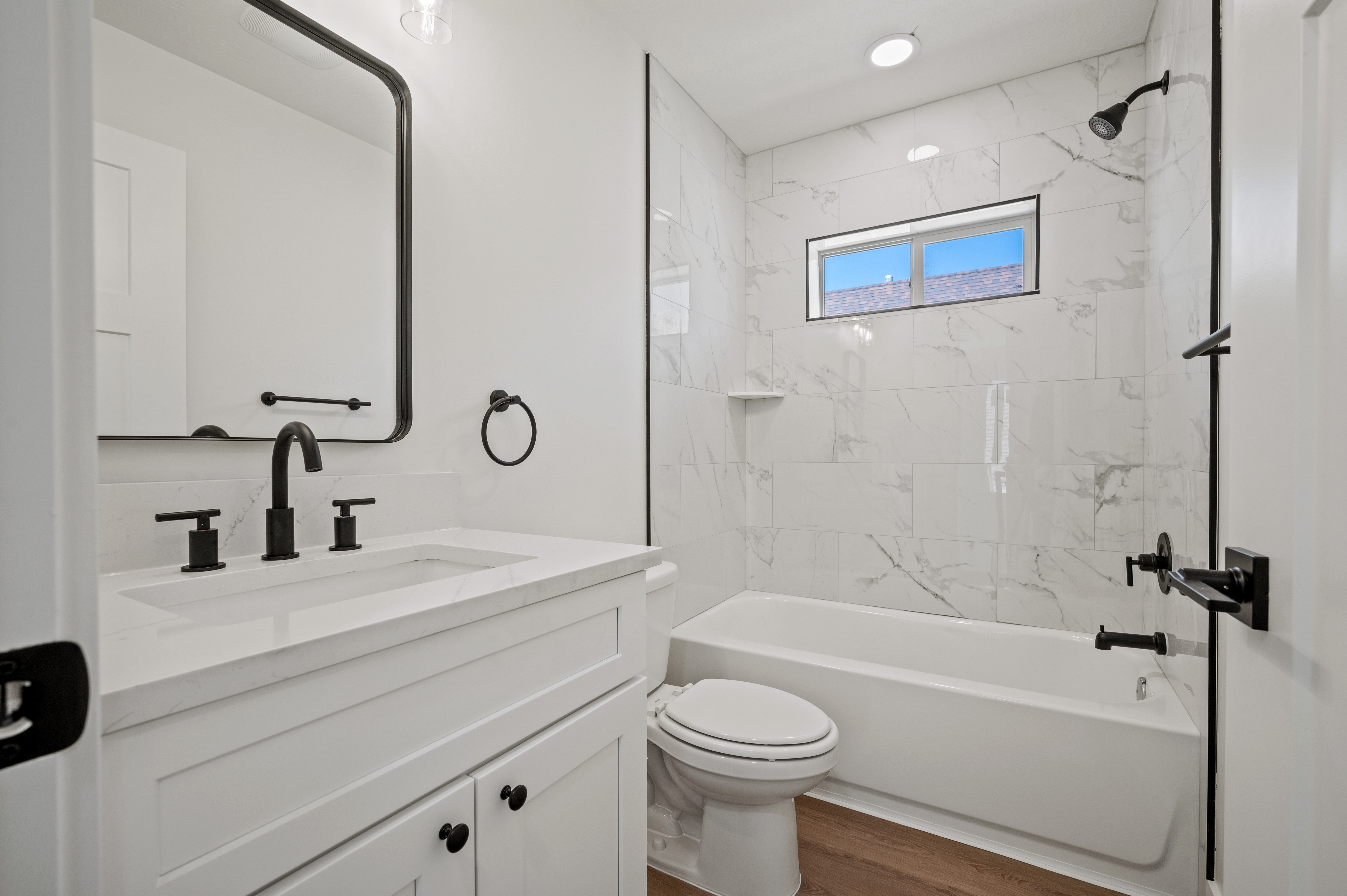 Ogden Apartment: 2233 Jefferson Ave