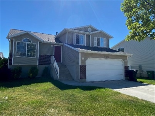 Syracuse House: 2026 Fremont Crest Ave
