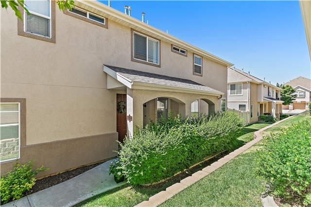 Lehi Townhome: 2951 N 1350 W