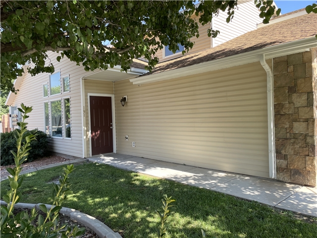 Hurricane Townhome: 191 S 950 W