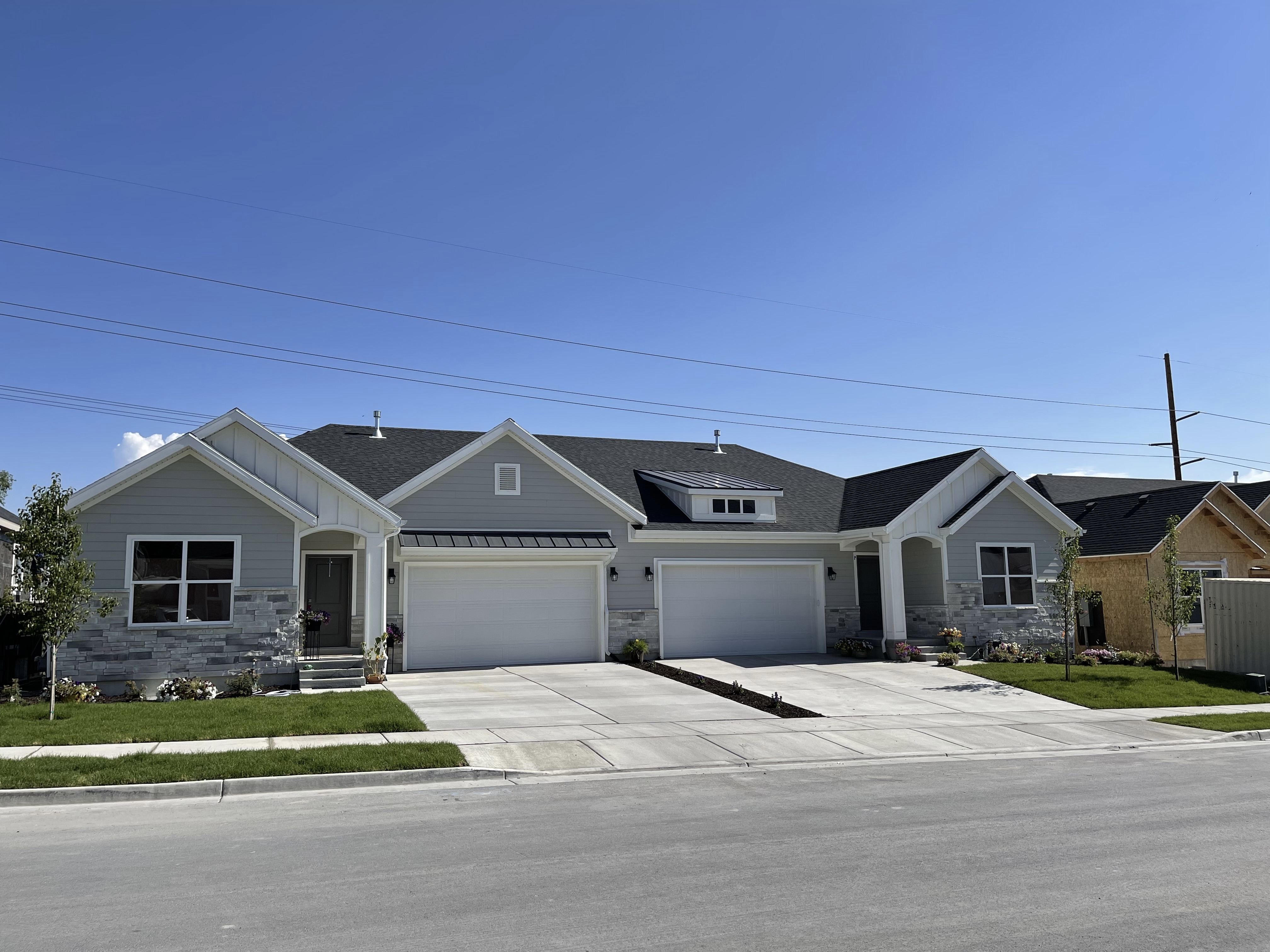 West Jordan House: 7646 S Waverly Hills Ln