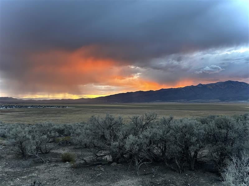 Eagle Mountain House: 7261 N Escalante Dr