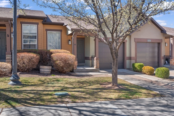 Draper Townhome: 14794 S Granite Ridge Ln