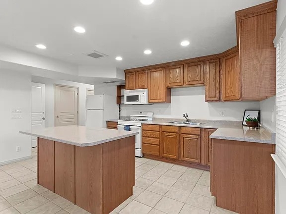 Pleasant Grove In-Law/Basement: 1609 N 900 W