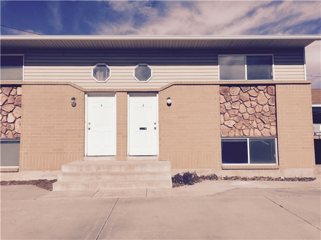 Lehi Apartment: 704 N 500 W