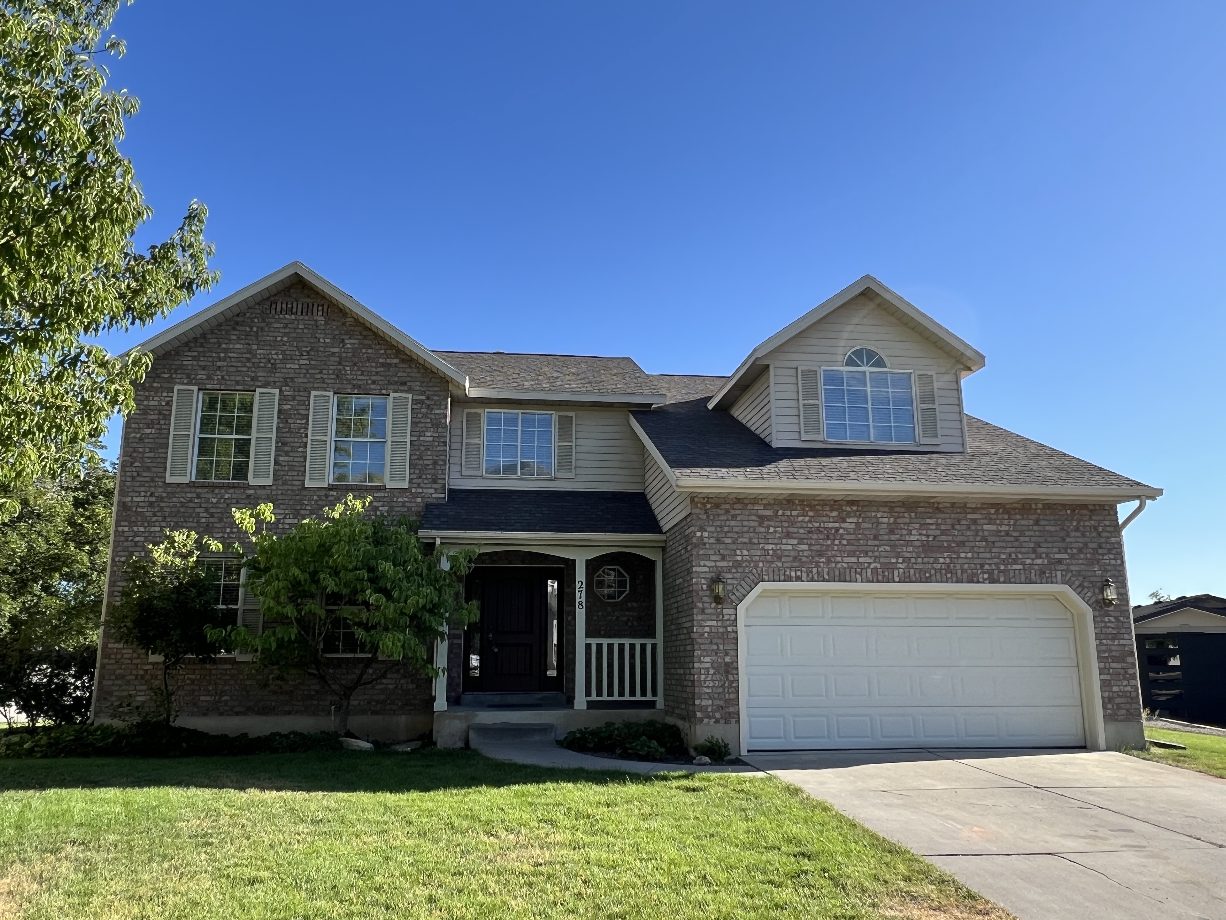 Provo House: 278 E 4840 N