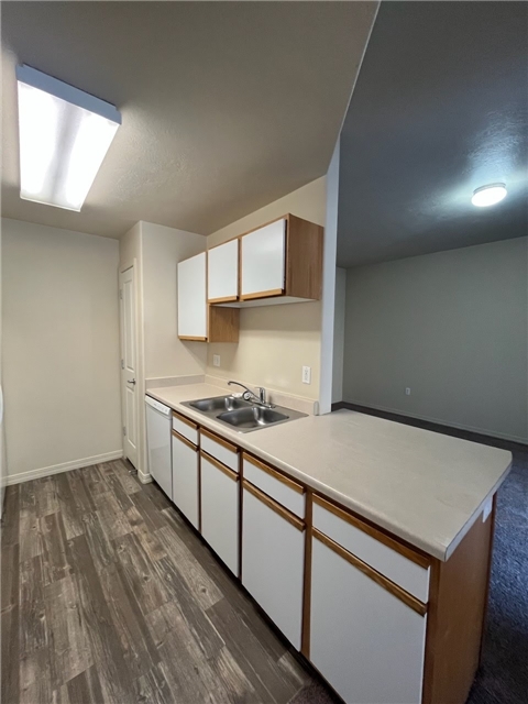 Pleasant Grove Apartment: 884 W 700 S