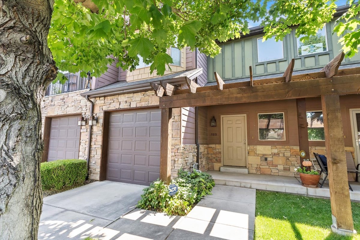 Midvale Townhome: 7815 S Spring Station Way