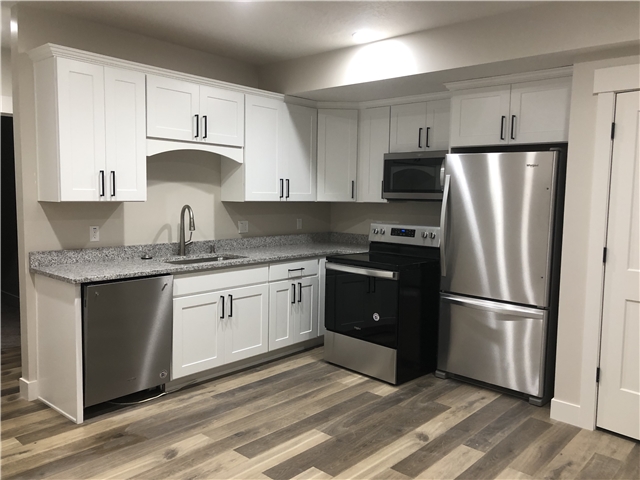 South Jordan In-Law/Basement: 2244 W Spratling Elm Ct