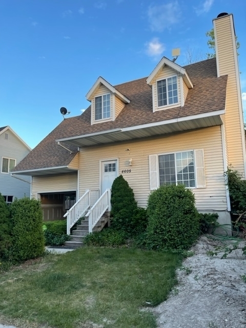 West Valley City House: 4605 W Dunsmoore Way