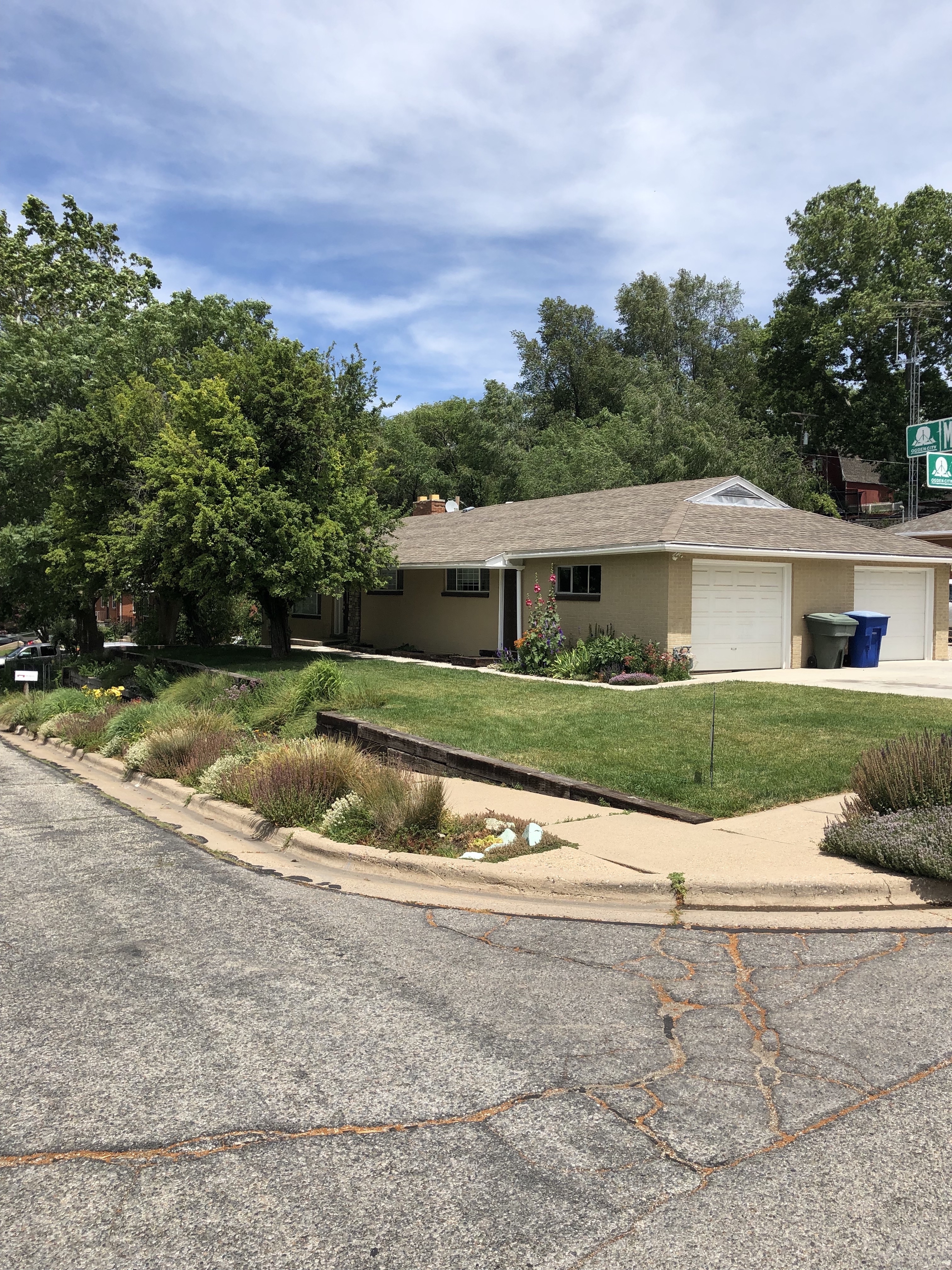 Ogden Single Room: 3280 Madison Ave