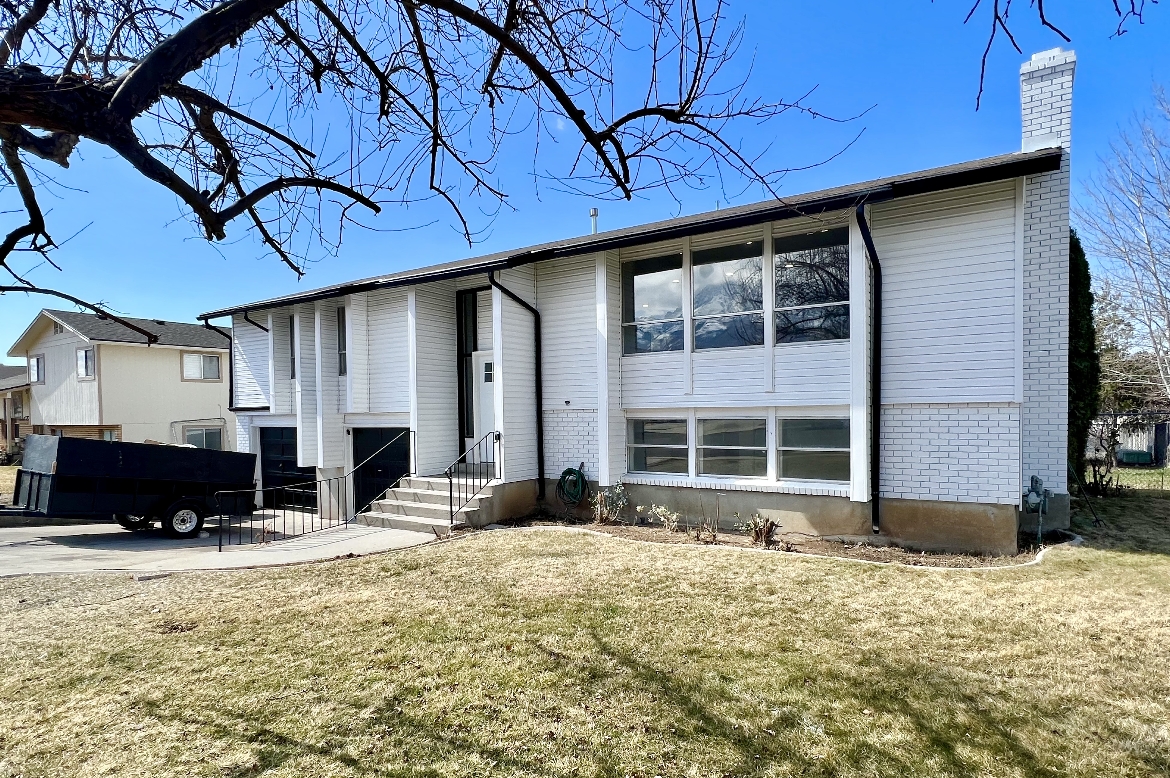 Orem House: 1003 N 560 E