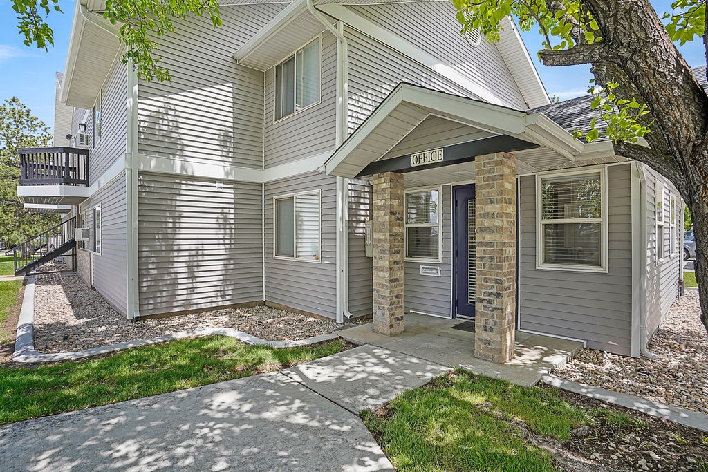 Tooele Apartment: 742 N 100 E