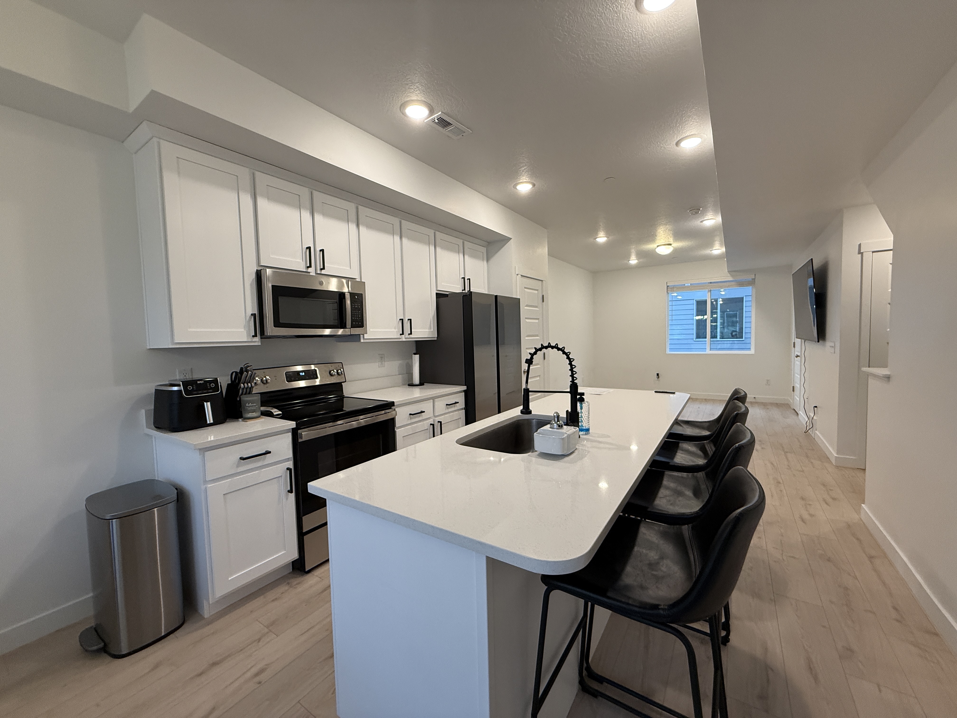 Salt Lake City Townhome: 1146 S Redwood Rd