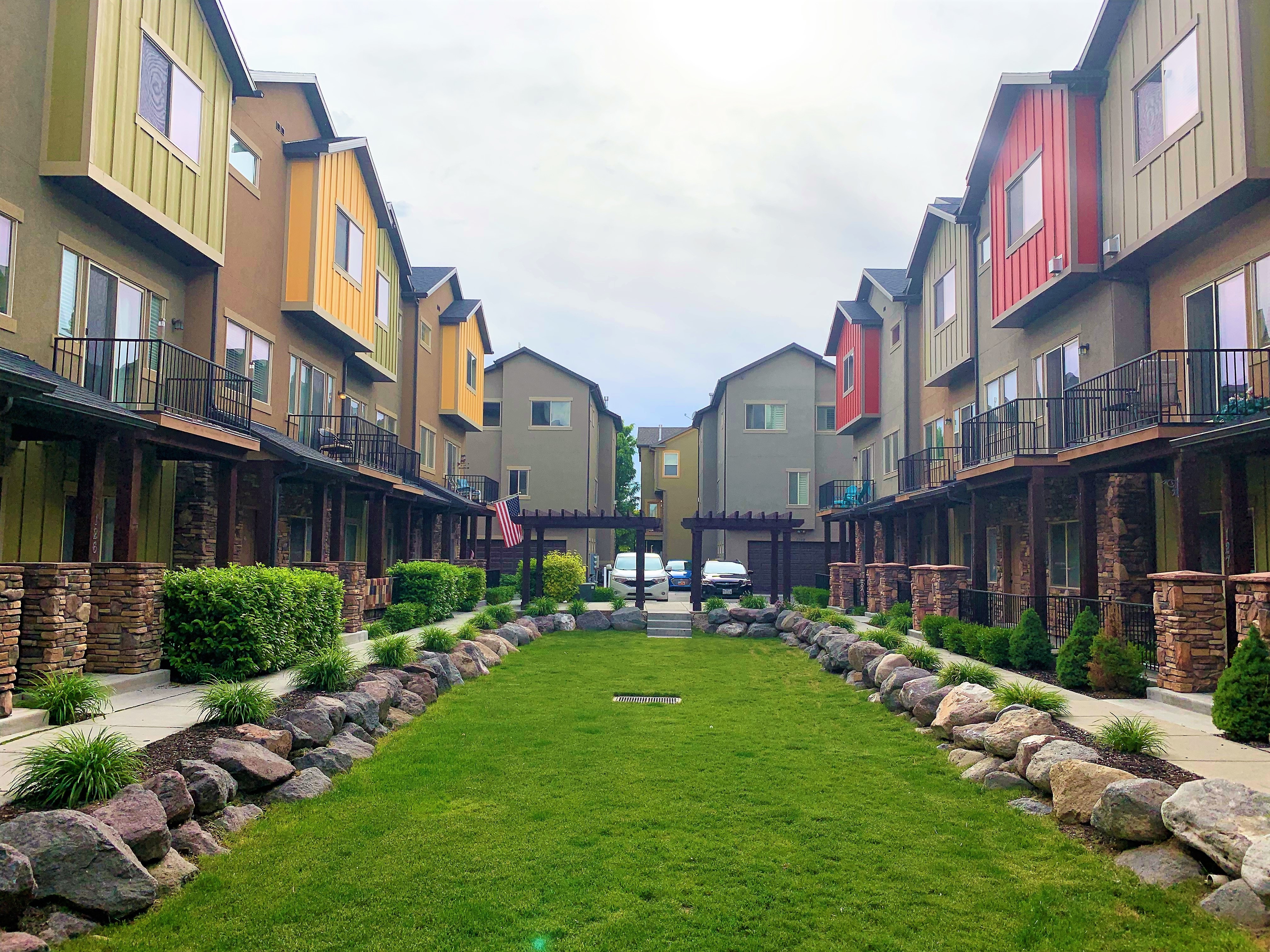 Salt Lake City Townhome: 131 W Parramatta Ln