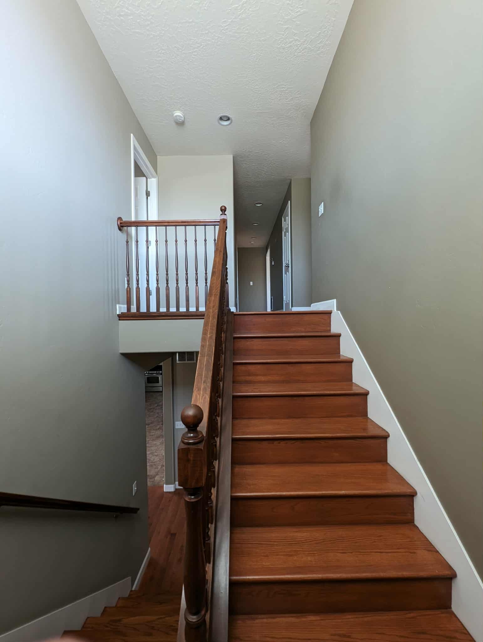 West Jordan House: 6389 W Elbow River Cir