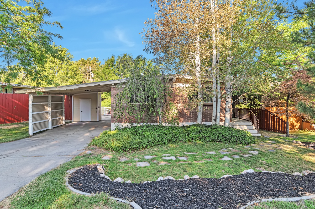 Bountiful Townhome: 3948 S 850 W